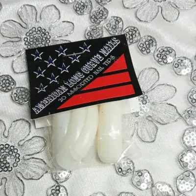 AH5>Uñas Cuadradas Curvas Surtidas 20u