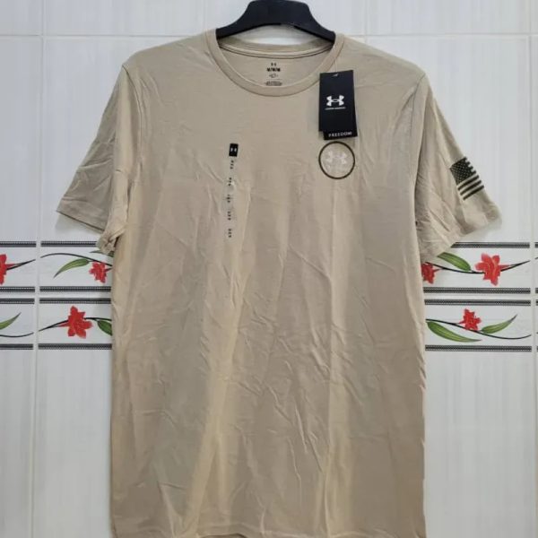 Pullover UNDER ARMOUR