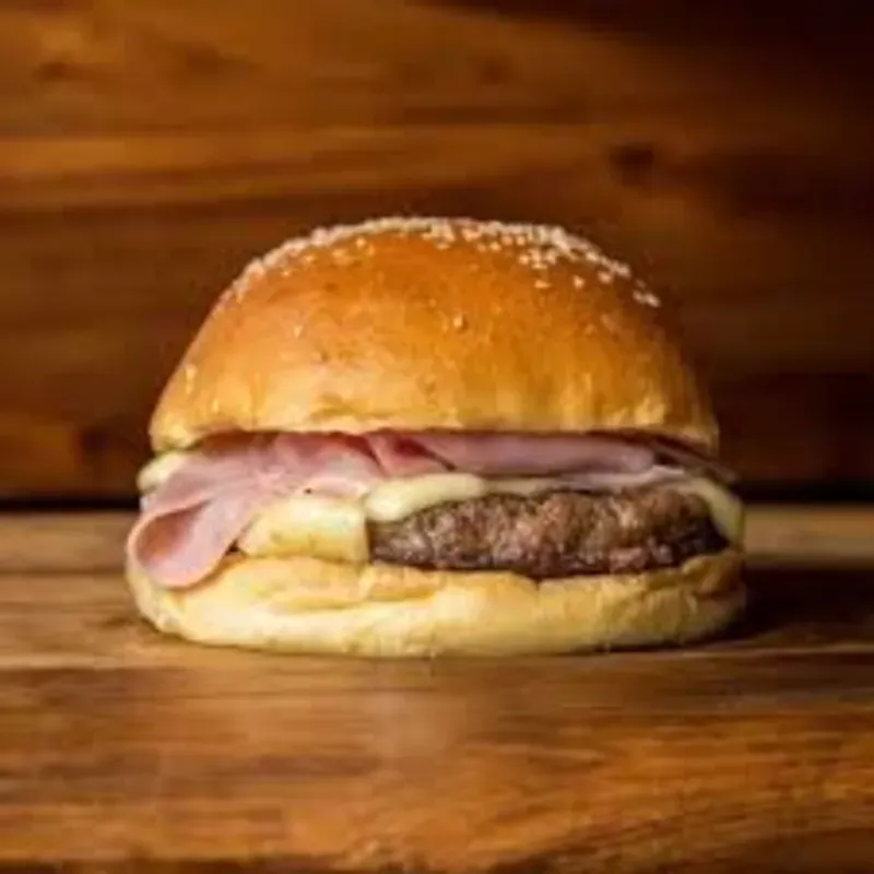 Hamburguesa con jamón