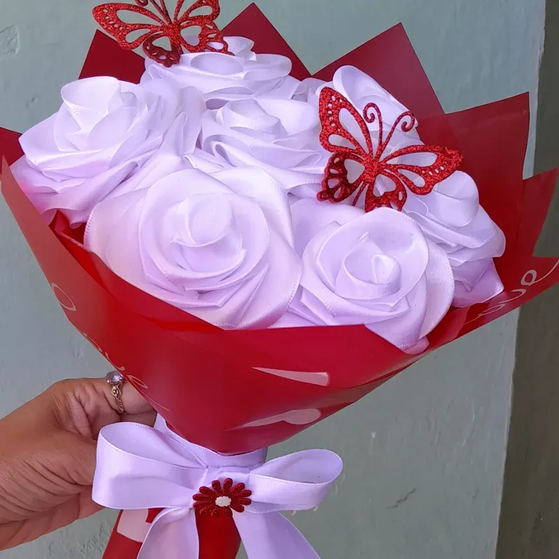 Ramo de rosas eternas