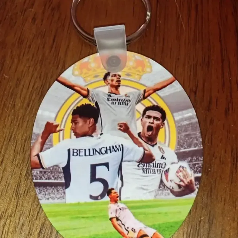 Llavero ovalado de MDF