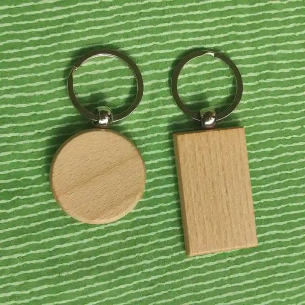 Llavero de bambú personalizado