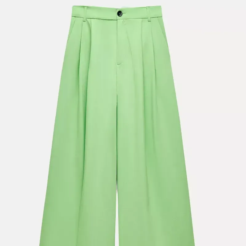 Pantalón Zara verde pliegues