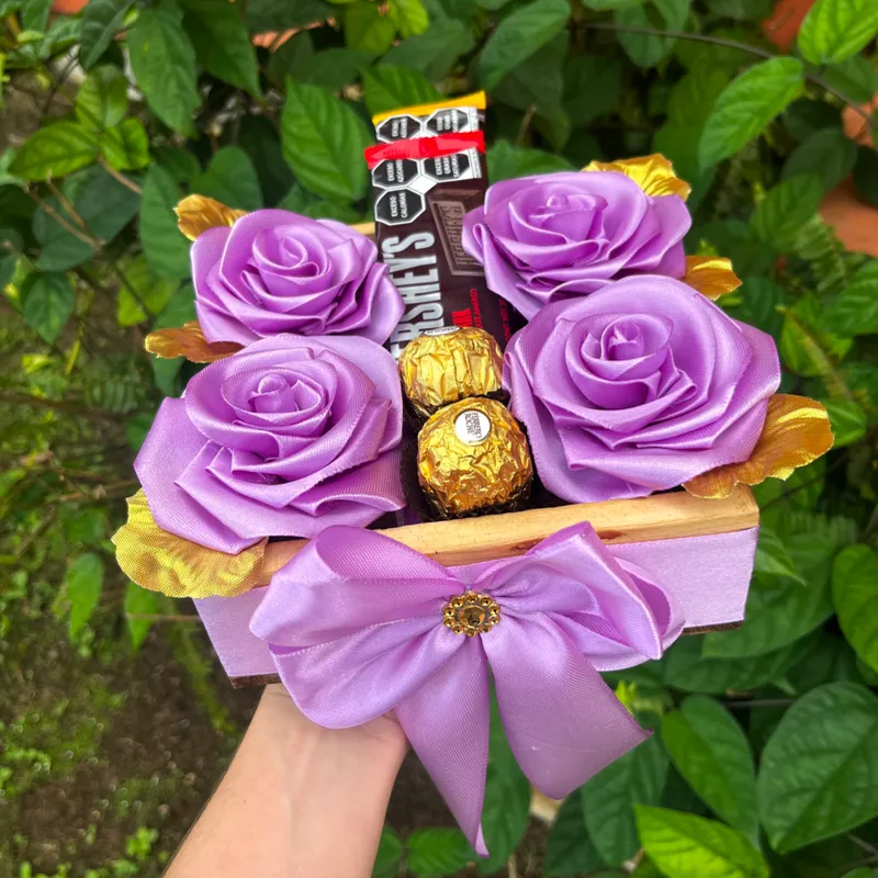 Caja de rosas, Ferreros y Hersheys