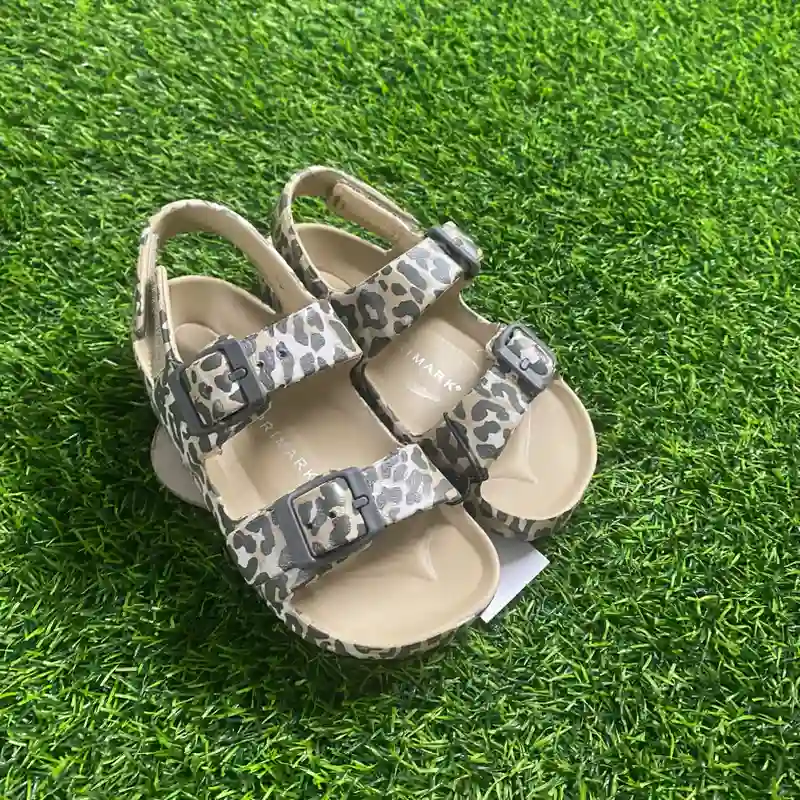 Sandalias animal print