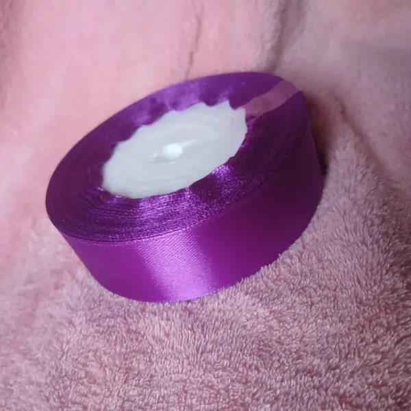 Rollo de cinta de satín morado 2.5 cm de 22,5 metros