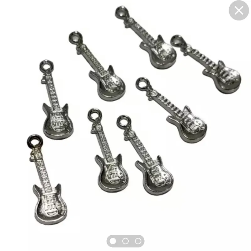 Dijes guitarra dorado