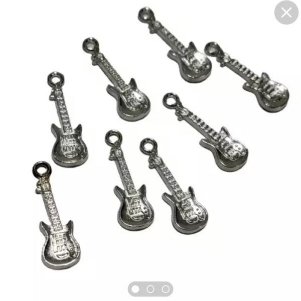 Dijes guitarra dorado