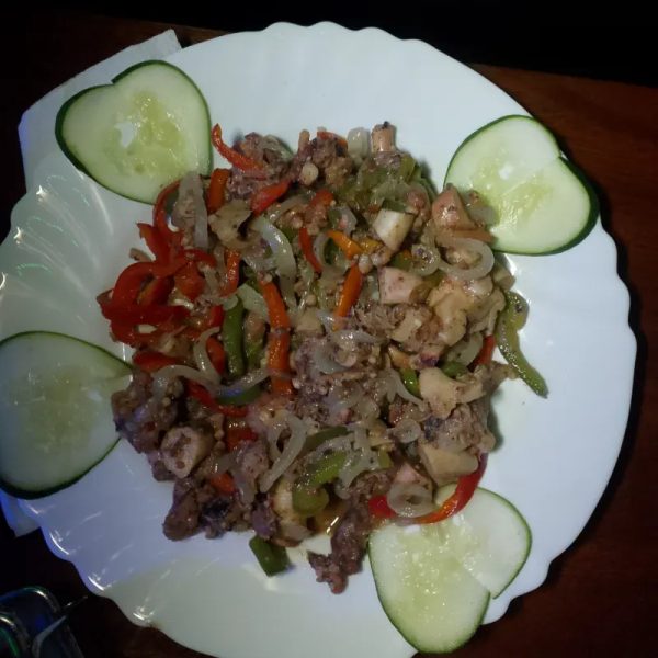 Pulpo con vegetales