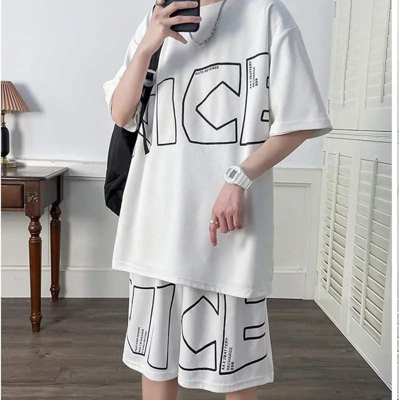 Conjunto de hombre blanco