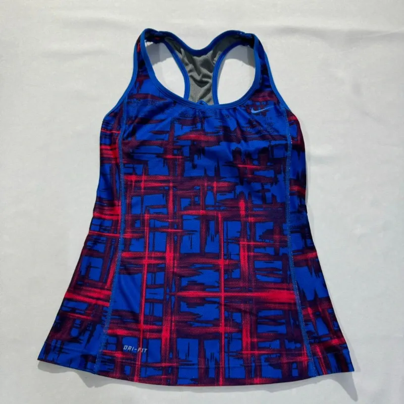 Camiseta GYM Estampada Roja y Azul Con Relleno