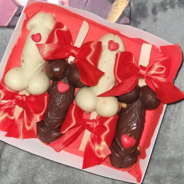 Penes de Chocolate Paletas