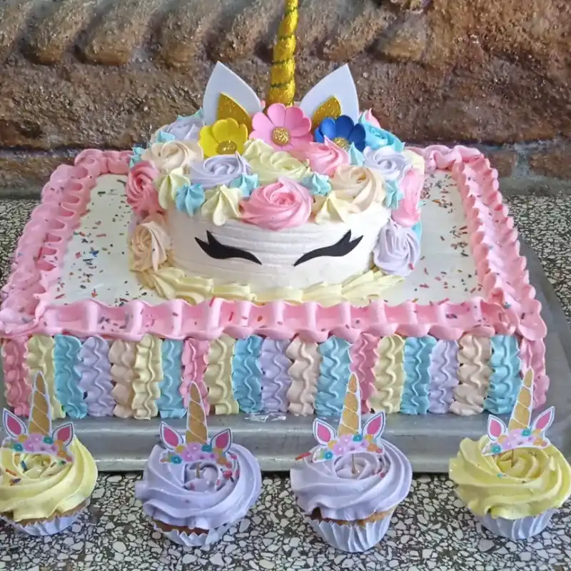 Rectangular abajo (bandeja completa) y redondo arriba