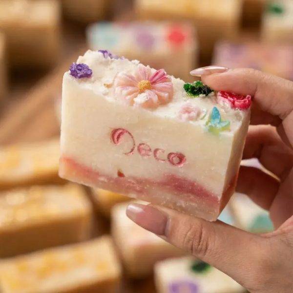 Jabón arstesano de rosas de Damasco de 120g