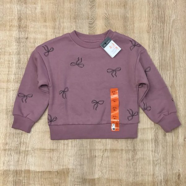 Abrigo violeta con lazos