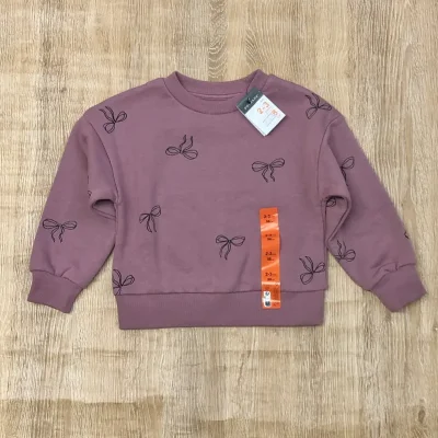 Abrigo violeta con lazos