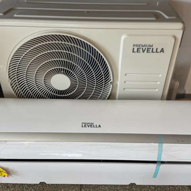 Split 2t marca Levella