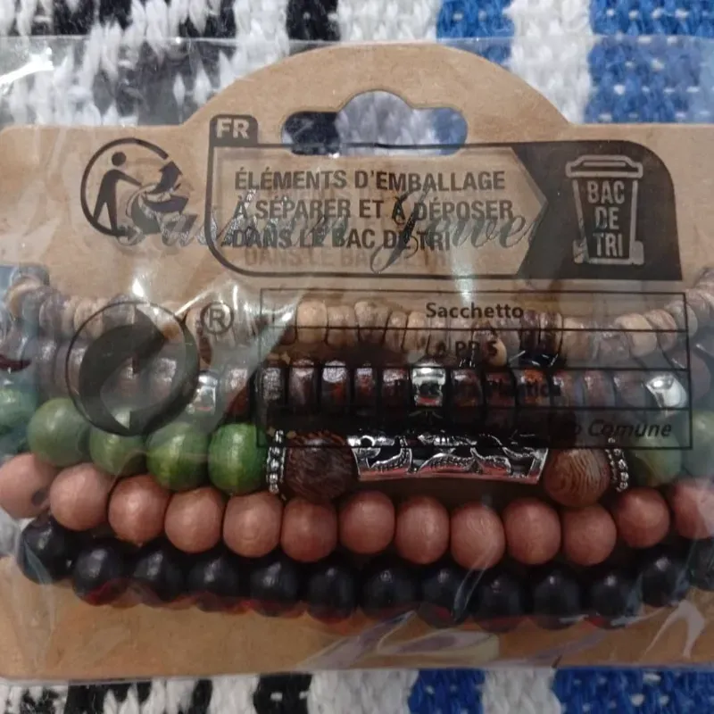 Paquete de pulseras varias