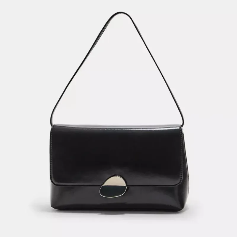 Bolso Negro Mini con Asa Cierre Plateado