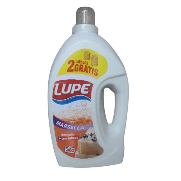 Detergente líquido para ropa marca lupe 2,6L