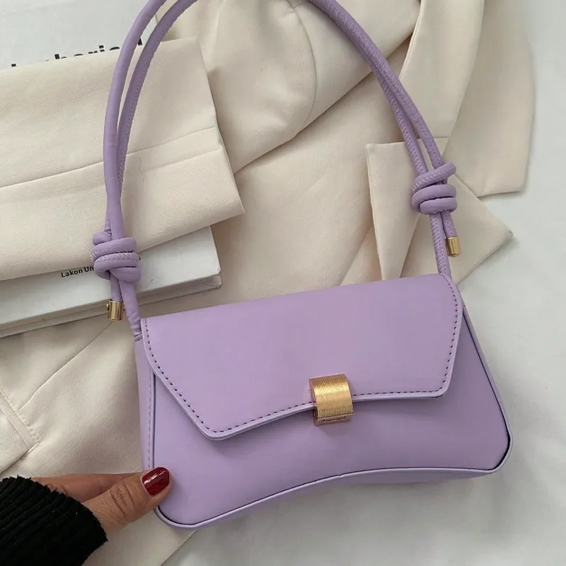 Cartera morada