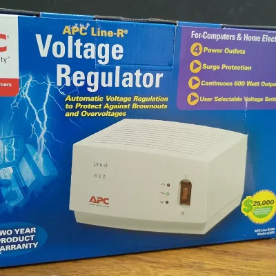 APC LE600 Line-R 600VA Regulador de Voltaje Automático