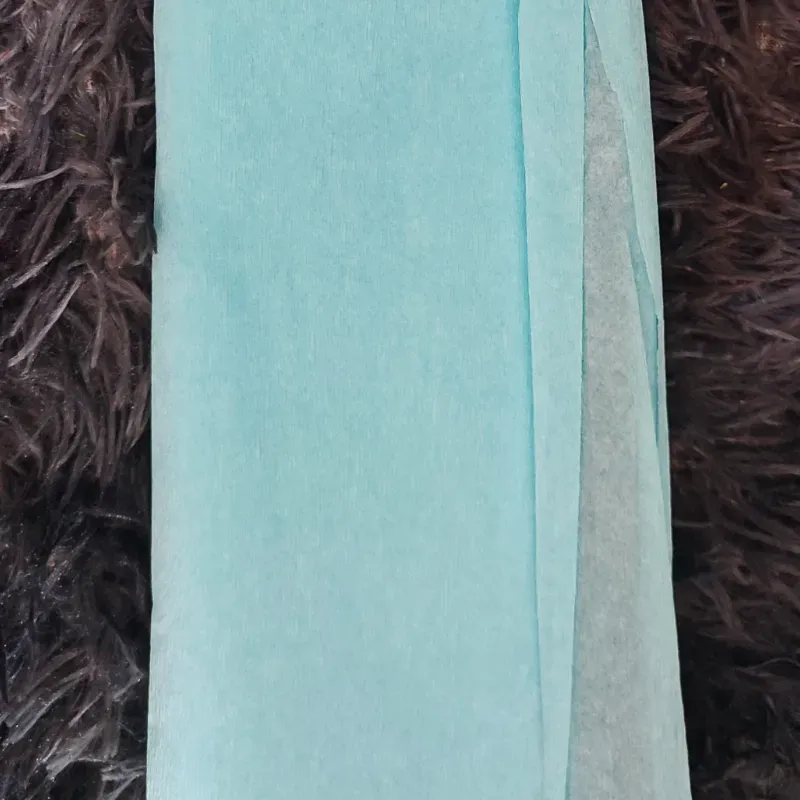 Papel crepé azul claro