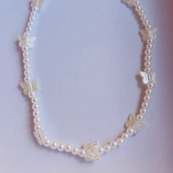 700 pesos Collar