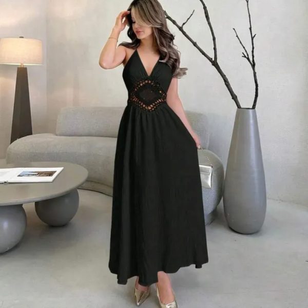 Vestido largo negro acampanado