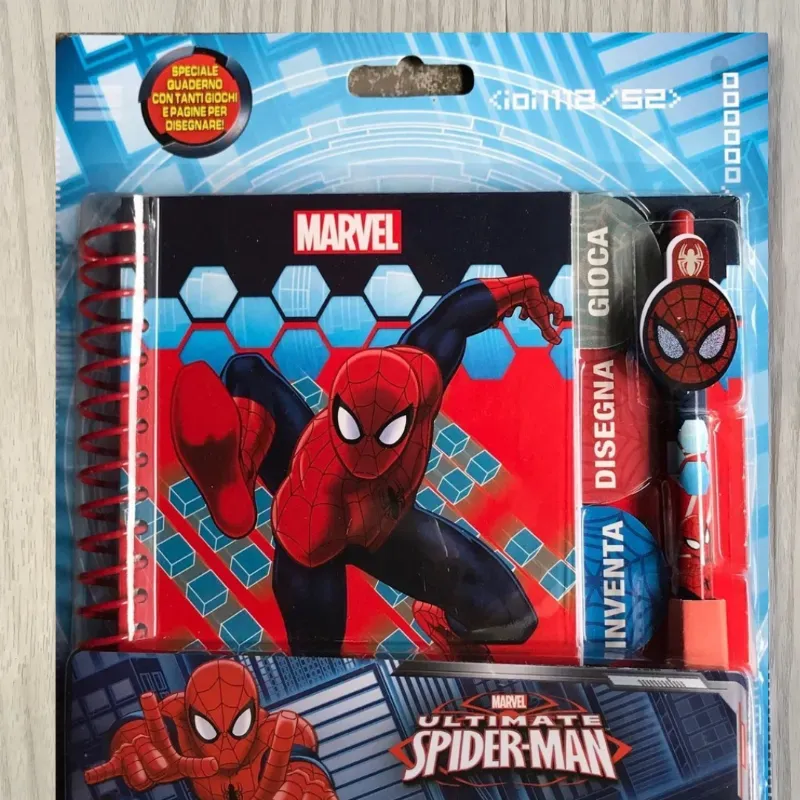 Set papelería Spiderman
