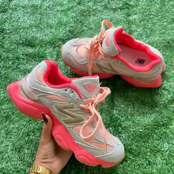 New Balance 9060