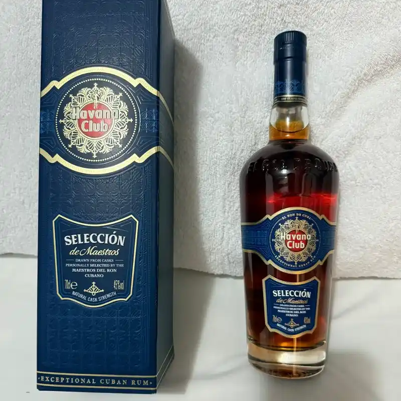 Botella Havana Club Selección de Maestros
