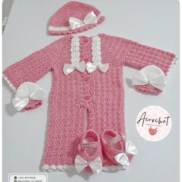 Monopantalón con accesorios
