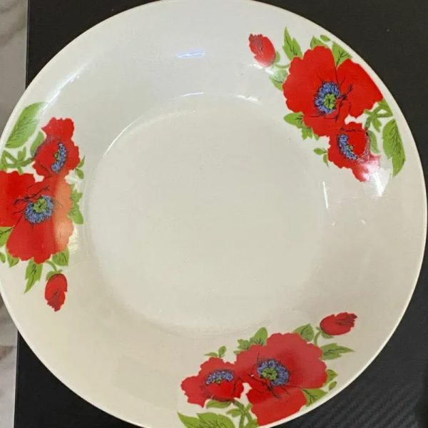 Platos hondos de loza
