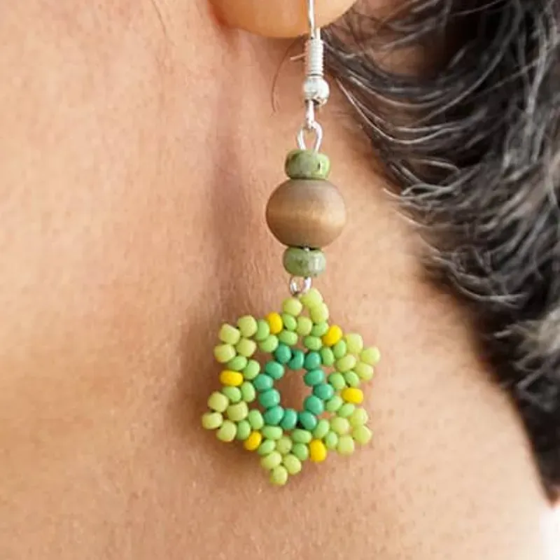 Aretes de brotes