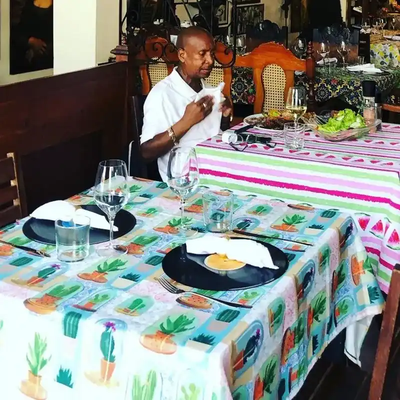 Mantel de mesa por encargo