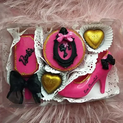  Cajita personalizada con temática Barbie
