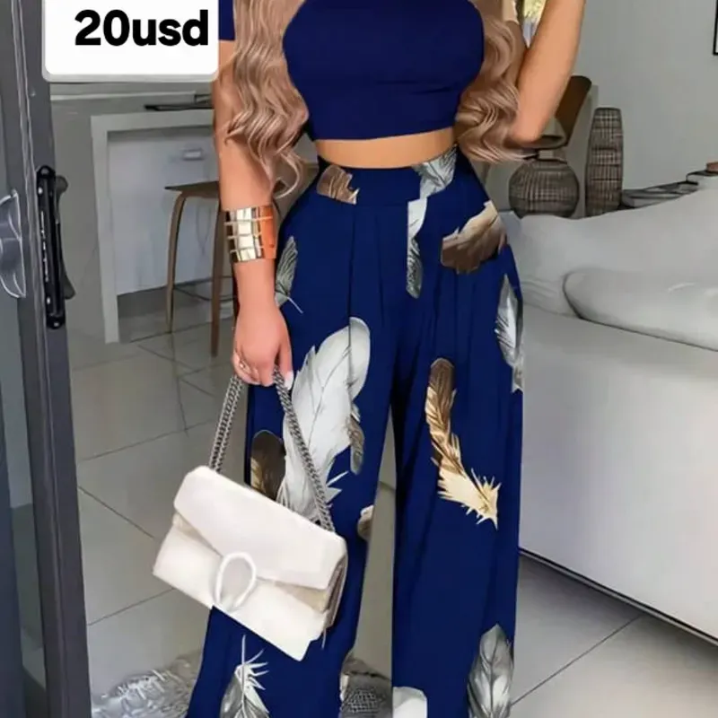 Blusa y Pantaloneta Plumas