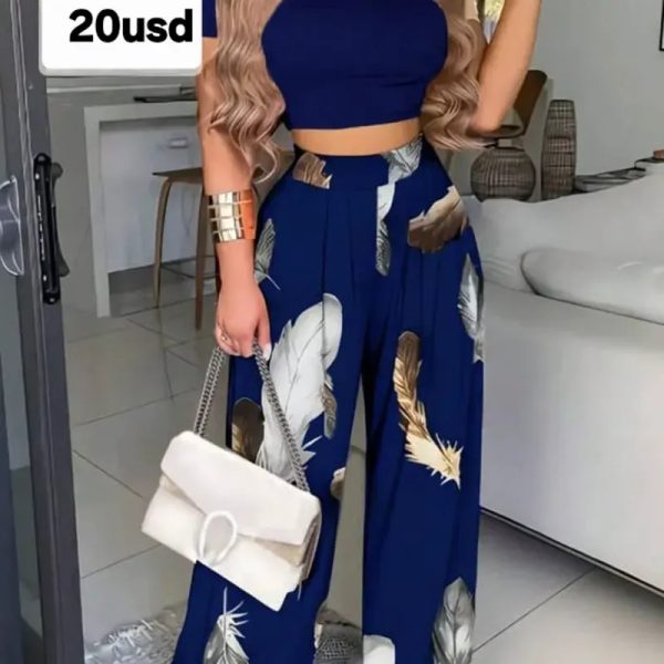 Blusa y Pantaloneta Plumas