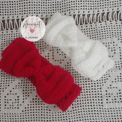 Diadema con lazos grandes