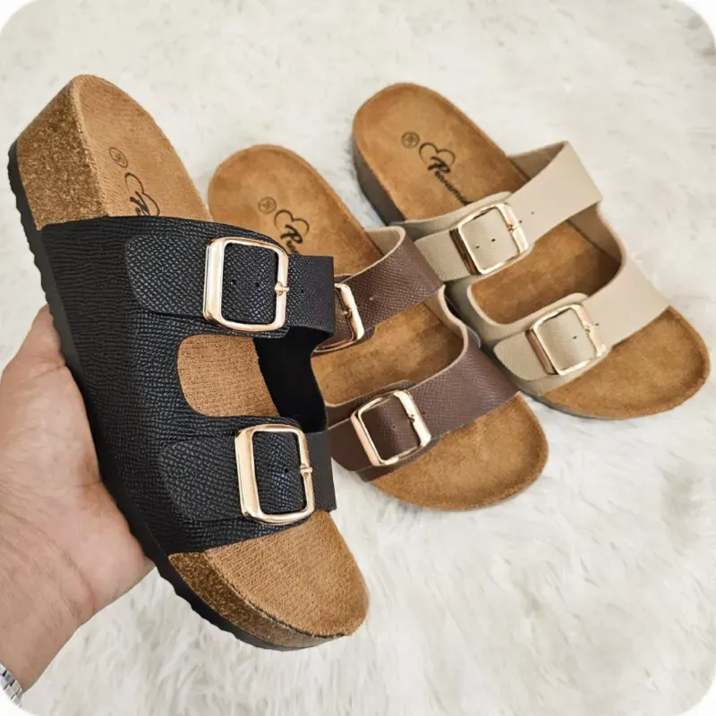 Sandalias con hebilla