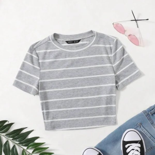 Top gris de rayas
