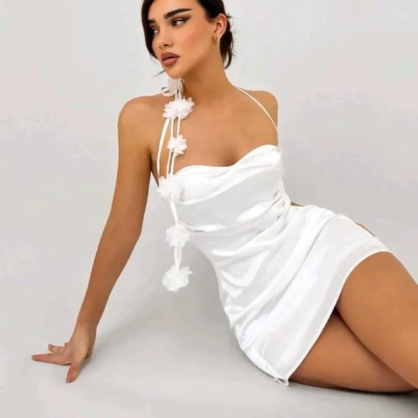  Vestido con flores 3D — Blanco