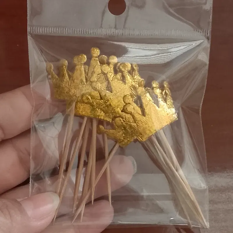 Set toper para cupcakes corona dorada 12x