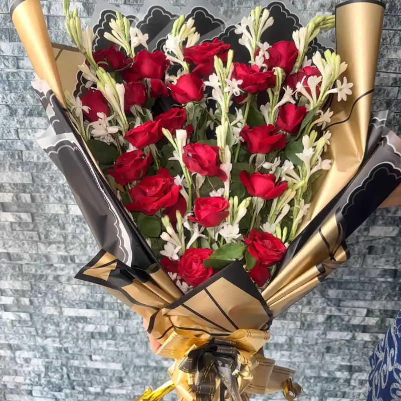 Ramo de flores natural  con papel coreano