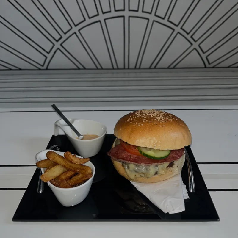 Hamburguesa de jamón y queso