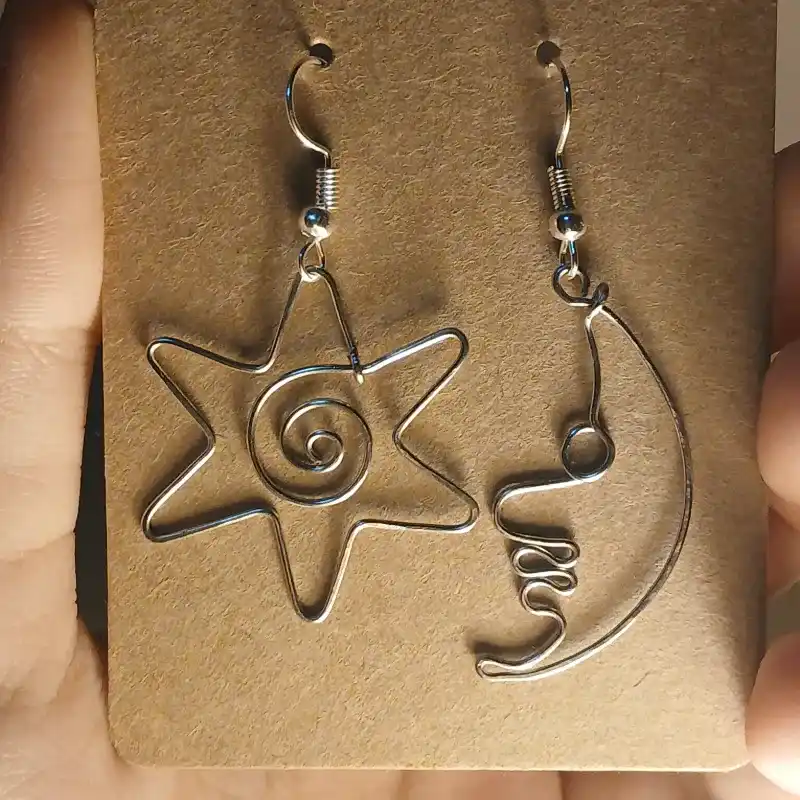 Aretes de sol y luna 