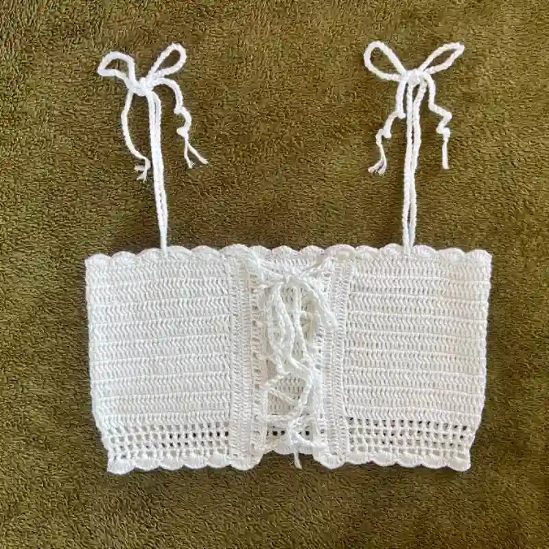 Top campesino con tirantes