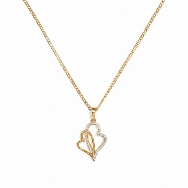 Cadena con dije de corazones
