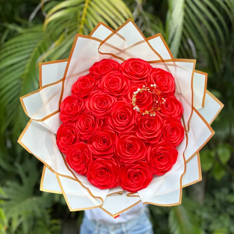 Ramo de rosas eternas